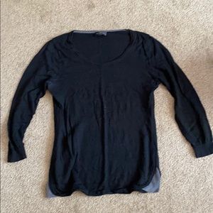 Black 3/4 length sleeve shirt